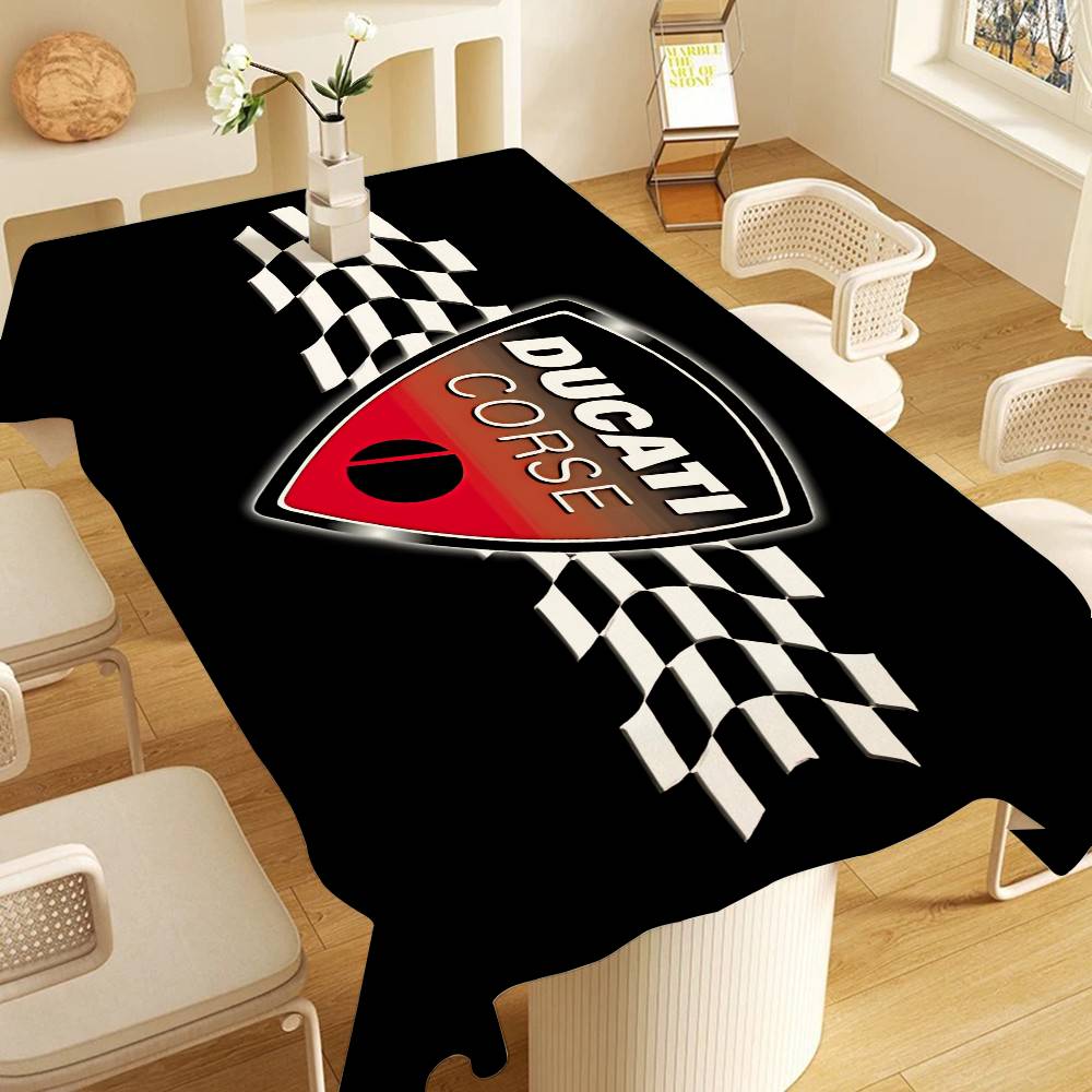 مفرش طاولة بشعار دراجات دوكاتي - مراجعة Home Textiles Today Logo وسعره