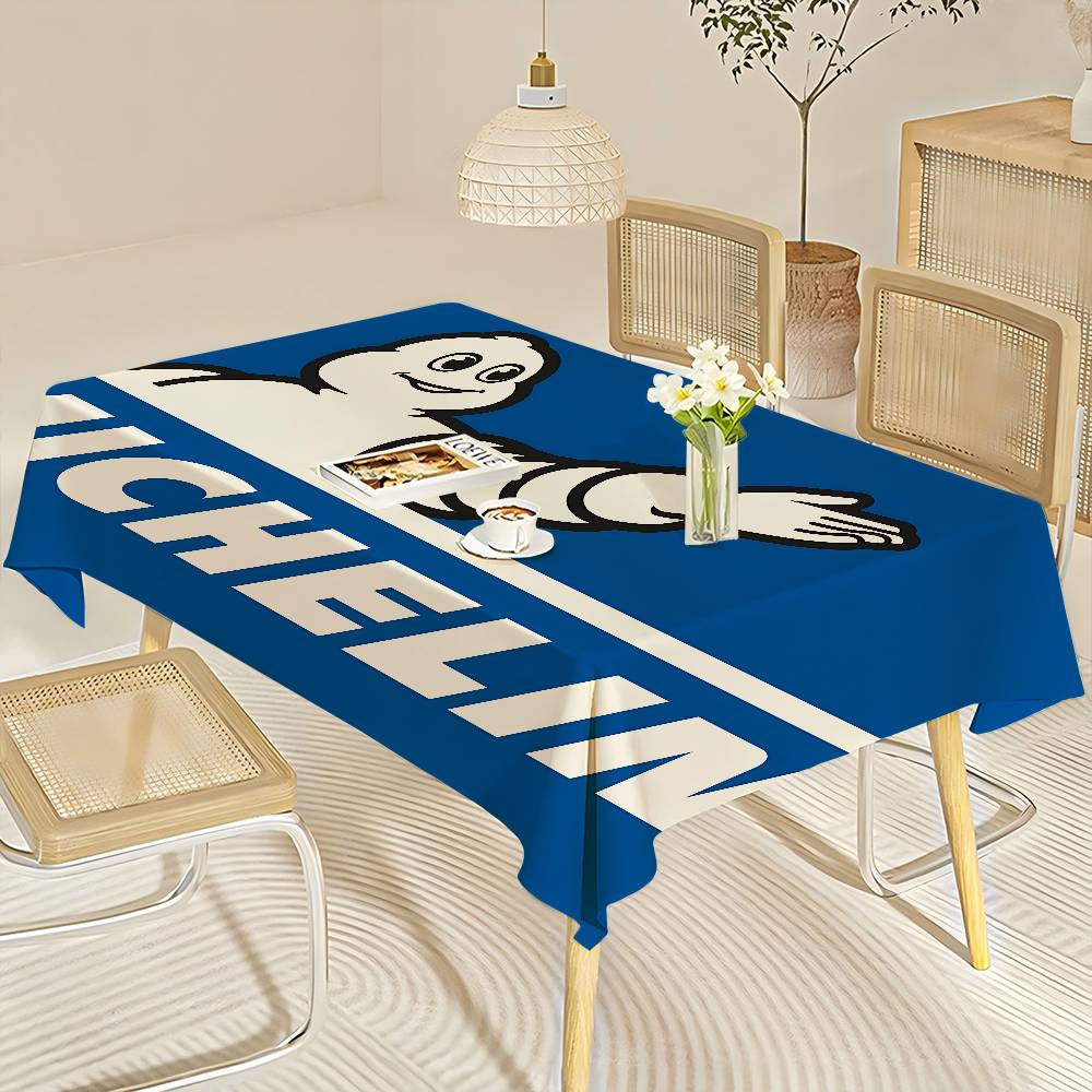 مفرش طاولة من البوليستر المقاو - مراجعة Home Textiles Today Logo وسعره
