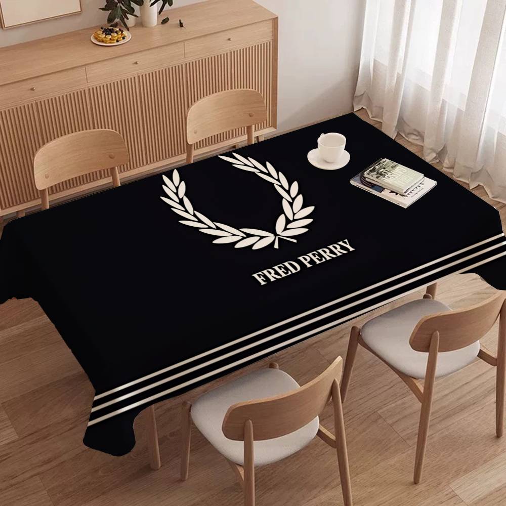 مفرش طاولة مستطيل الشكل بشعار  - مراجعة Home Textiles Today Logo وسعره