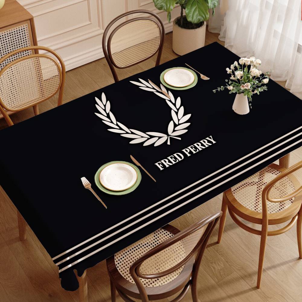 مفرش طاولة مستطيل الشكل بشعار  - مراجعة Home Textiles Today Logo وسعره